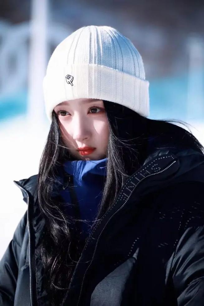 明星穿衣搭日常女明星_明星穿衣搭配_明星穿搭照