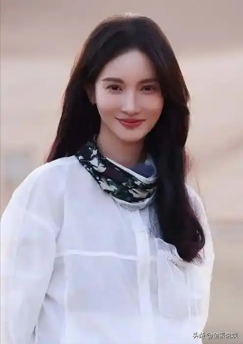 女明星脸上有疤痕_金晨鼻子翻车 高清镜头暴露疤痕 网友质疑演技外貌